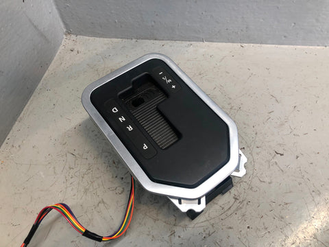 Discovery 4 Gear Selector Surround Panel Automatic Silver Trim FJG500032XXX