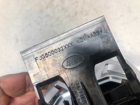 Discovery 4 Gear Selector Surround Panel Automatic Silver Trim FJG500032XXX