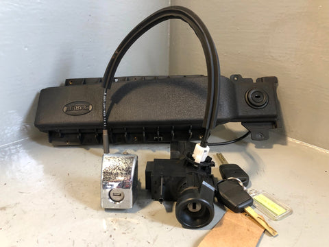 Range Rover L322 Ignition Barrel with Key Lock Set TD6 2002 to 2006 R17075