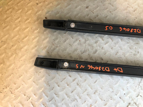 Discovery 3 Roof Rails Three Quarter Length Roof Bars Land Rover D28046