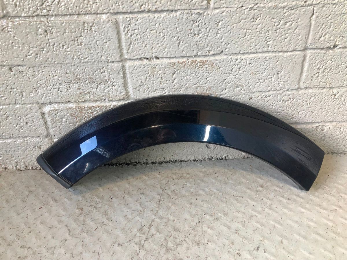 Discovery 4 Arch Trim Off Side Rear Quarter Buckingham Blue LRC 796 2009 to 2016