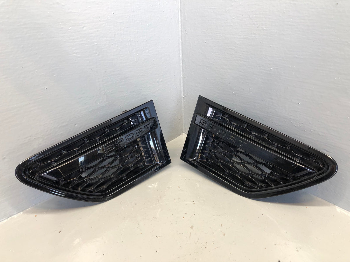 Range Rover Sport Wing Vents Pair L320 in Black Aftermarket 2009 to 2013