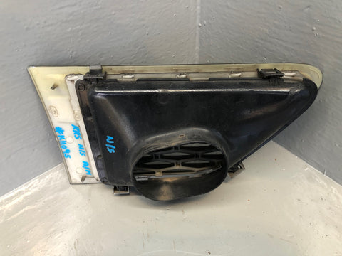 Range Rover Sport Wing Vents Pair L320 in Black Aftermarket 2009 to 2013