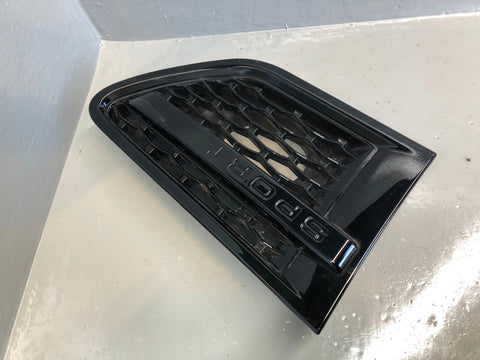 Range Rover Sport Wing Vents Pair L320 in Black Aftermarket 2009 to 2013