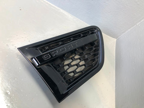 Range Rover Sport Wing Vents Pair L320 in Black Aftermarket 2009 to 2013