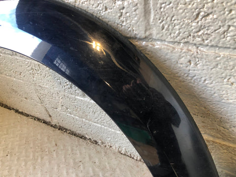 Discovery 4 Door Wheel Arch Trim Off Side Rear Buckingham Blue Land Rover