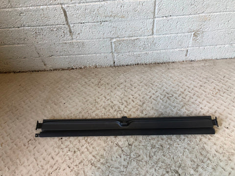 Discovery 4 Panoramic Sunroof Blind Front or Rear Land Rover 2009 to 2016
