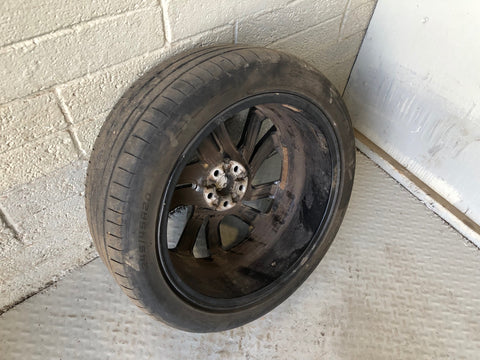Discovery Sport Alloy Wheel and Tyre 20" 245/45R20 L550 Land Rover L14075D