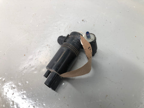 Range Rover Sport Headlight Washer Bottle Pump L320 Facelift 2009 to 2013