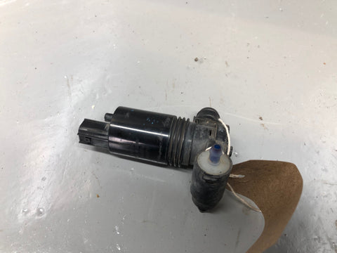 Range Rover Sport Windscreen Washer Bottle Pump L320 Facelift 2009 to 2013