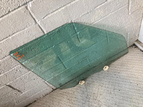 Discovery 4 Window Glass Off Side Front Door Land Rover 2009 to 2016 L05125