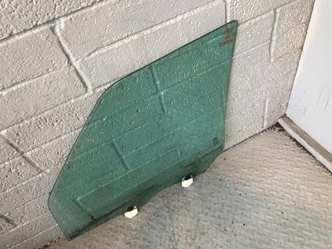 Discovery 4 Window Glass Off Side Front Door Land Rover 2009 to 2016 L05125