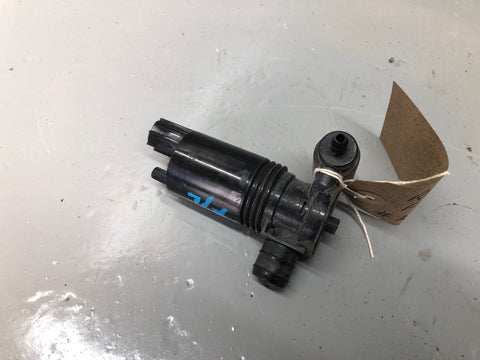 Range Rover Sport Windscreen Washer Bottle Pump L320 Facelift 2009 to 2013