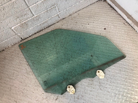 Discovery 4 Window Glass Off Side Front Door Land Rover 2009 to 2016 L05125