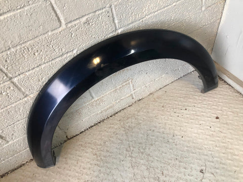 Discovery 4 Wheel Arch Trim Front Left Buckingham Blue Land Rover 2009 to 2016