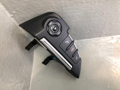 Steering Wheel Audio Phone Controls AH32-13D767-CC Discovery 4 Range Rover Sport