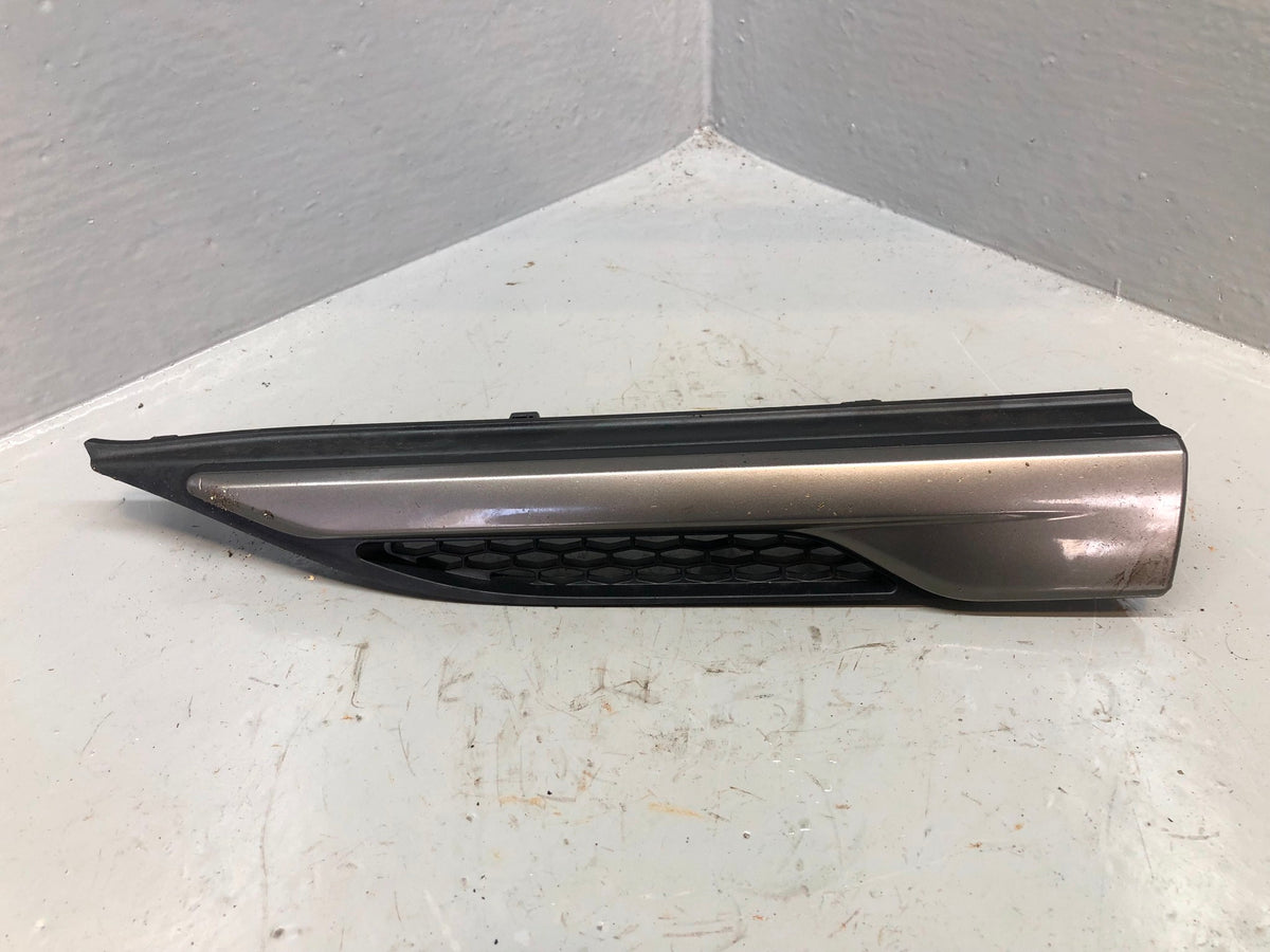 Range Rover Evoque Wing Grille Trim Grey Left BJ32 280B11 ABW L538 2011 to 2015
