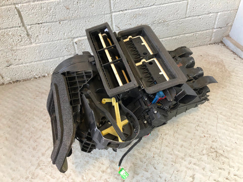 Land Rover Freelander 2 6G9N-19B555KAAHeater Box Matrix 2006 to 2010