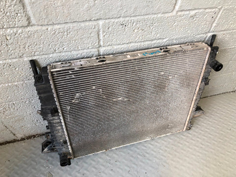 Land Rover Discovery 3 Radiator Engine Cooling 7H22 8T000 AA 2004 to 2009