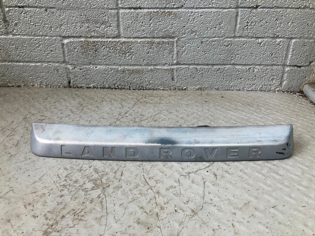 Freelander 2 Tailgate Handle Number Plate Lights Land Rover 2006 to 2011 R09125