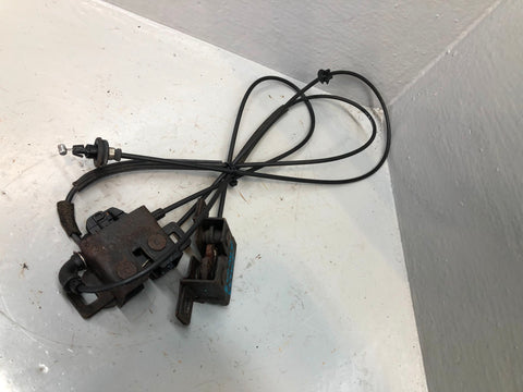 Range Rover Evoque Bonnet Release Cable and Catches L538 2011 to 2018 L27105