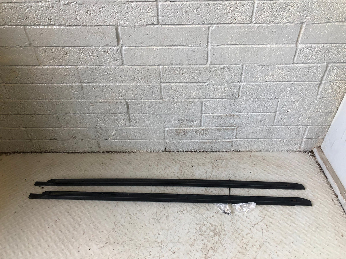Discovery 3 Roof Rails Three Quarter Length Roof Bars Land Rover L05125