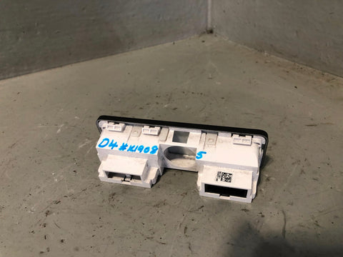 Range Rover L405 Aux USB Ports Connection Unit Rear 2013 to 2017