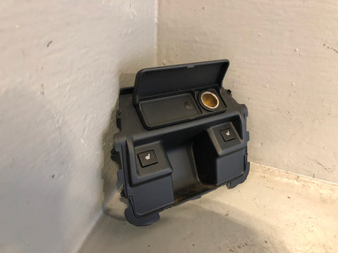 Discovery 4 Centre Console Heated Seat Switches Aux FHM500060PVJ Land Rover