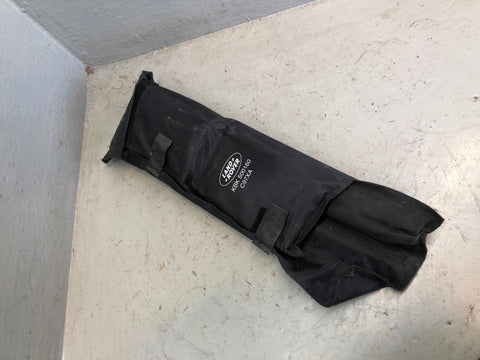 Discovery 3 4 Tool Kit in a Bag KBK500160 Land Rover 2004 to 2016 D28046