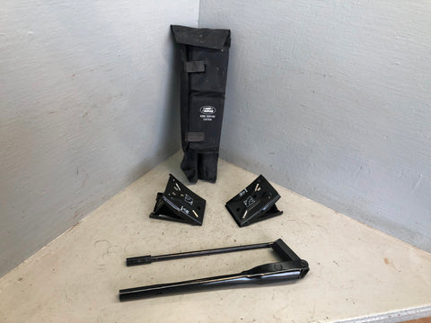 Discovery 3 4 Tool Kit in a Bag KBK500160 Land Rover 2004 to 2016 D28046