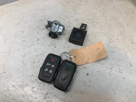 Discovery 4 Key Remotes and Blades with Door Lock Land Rover 2009 to 2014 D28046
