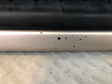 Discovery 2 Front Grille Pre-Facelift Land Rover Blenheim Silver R28105