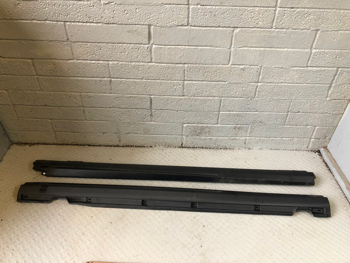 Range Rover Evoque Sill Trim Covers Pair Black L538 2011 to 2018 L27105