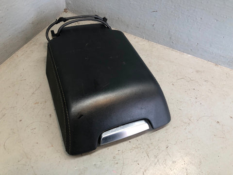 Discovery 4 Armrest Centre Console Black Leather Land Rover 2009 to 2016 D28046