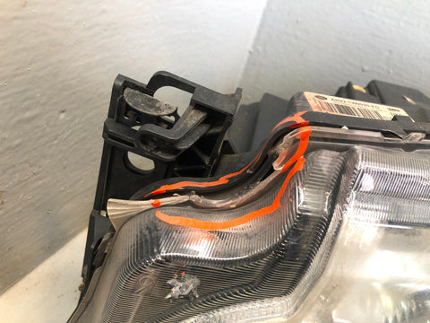 Discovery 4 Headlight Near Side Xenon Left AH22-13W030-FD Land Rover D28046