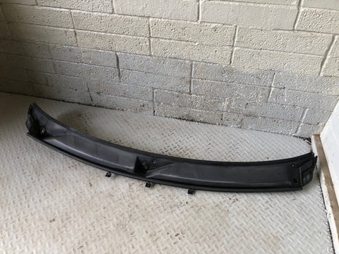 Range Rover L322 Scuttle Panel Windscreen DWD000024RMD Land Rover 2002 to 2006