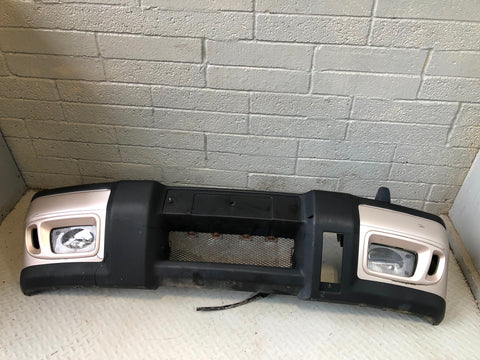 Discovery 2 Front Bumper Blenheim Silver Land Rover 1998 to 2002 R28105