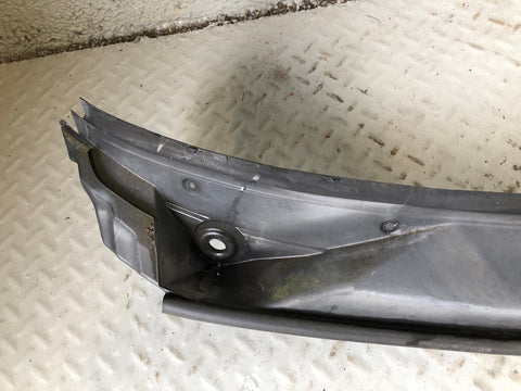 Range Rover L322 Scuttle Panel Windscreen DWD000024RMD Land Rover 2002 to 2006