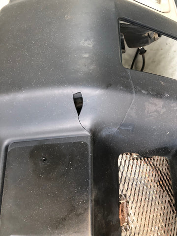 Discovery 2 Front Bumper Blenheim Silver Land Rover 1998 to 2002 R28105