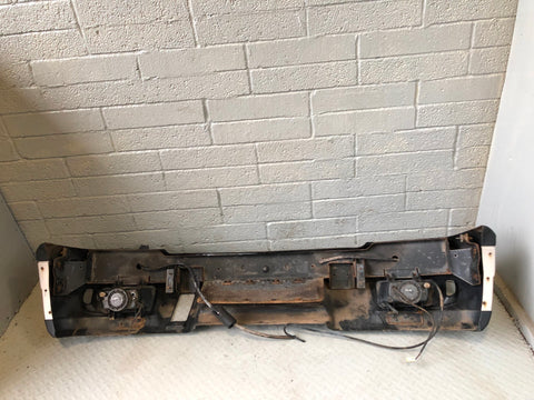 Discovery 2 Front Bumper Blenheim Silver Land Rover 1998 to 2002 R28105