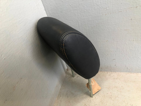 Discovery 4 Rear Headrest Leather Black Right Off Side Land Rover 2009 to 2016