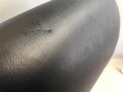 Discovery 4 Rear Headrest Leather Black Right Off Side Land Rover 2009 to 2016
