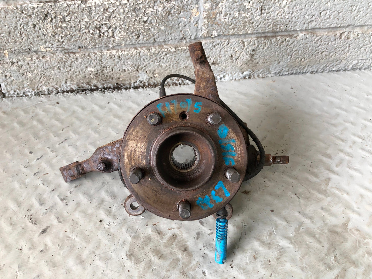 Range Rover L322 Hub Assembly Off Side Front 2002 to 2006 All Models R17075
