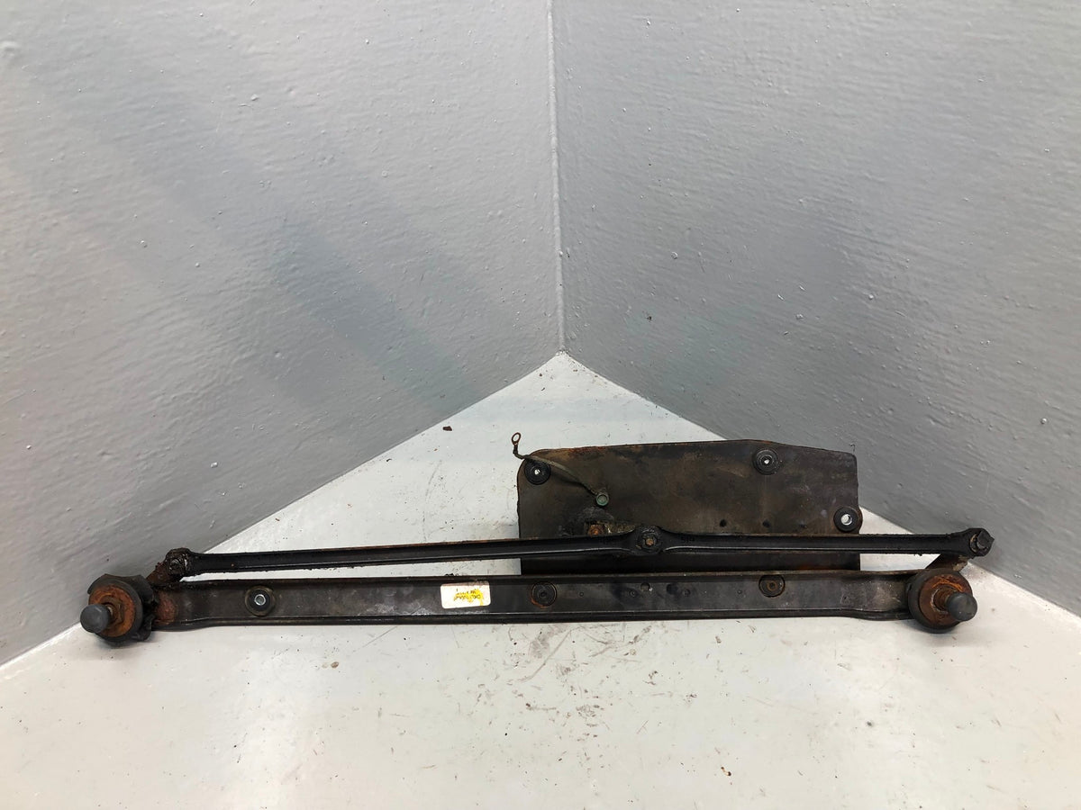 Discovery 2 Front Wiper Motor and Linkage DKD100620 Land Rover R19026