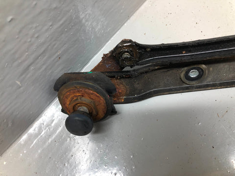 Discovery 2 Front Wiper Motor and Linkage DKD100620 Land Rover R19026