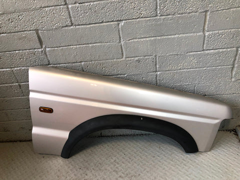 Discovery 2 Front Wing Off Side Blenheim Silver Land Rover 1998 to 2002 R28105