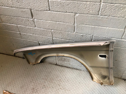 Discovery 2 Front Wing Off Side Blenheim Silver Land Rover 1998 to 2002 R28105