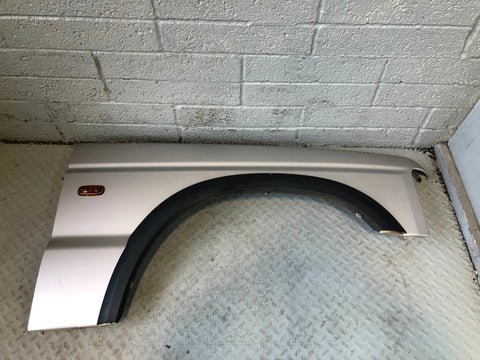 Discovery 2 Front Wing Off Side Blenheim Silver Land Rover 1998 to 2002 R28105