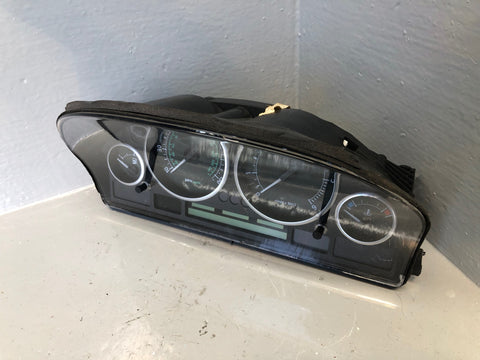 Range Rover L322 Speedometer Instrument Cluster 3.0 TD6 YAC002360PV 2002 to 2005