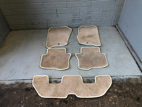 Discovery 4 Floor Mats Carpet Beige Set of 5 Land Rover 2009 to 2016 L05125